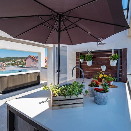 Rooftop Spa Apartment Trogir Bagian luar foto