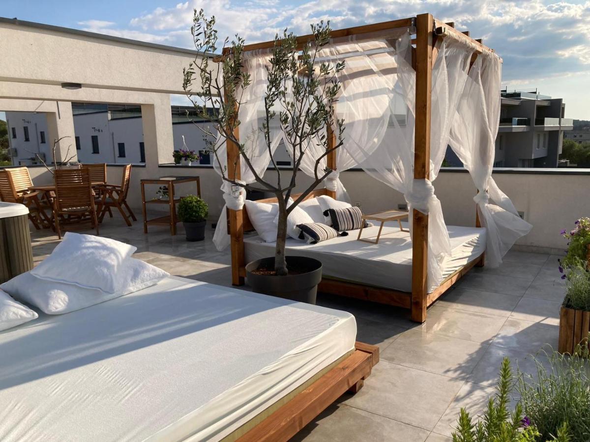 Rooftop Spa Apartment Trogir Bagian luar foto